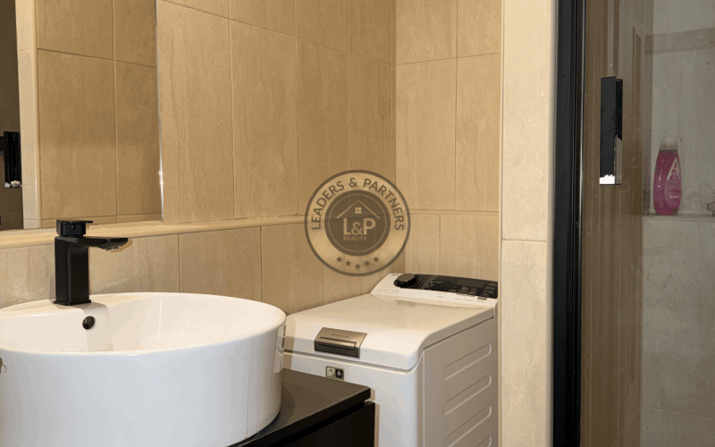 NA PREDAJ, 3-izb. byt na KVP, HÚSKOVA UL.