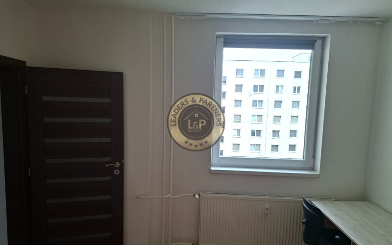 Prenájom 3 izbového bytu s parkovacím miestom. Michalovce, SNP, Ružová ulica