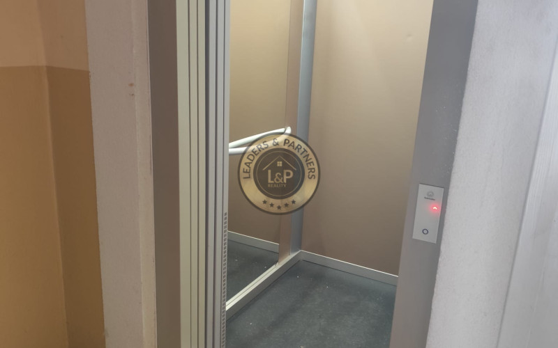 2.izb.byt-HEMERKOVA ul,kompletná rekonštrukcia,54m2