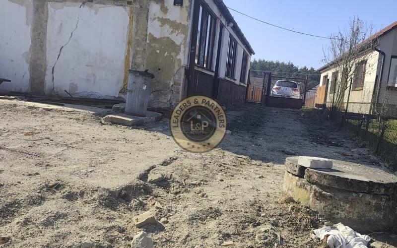 Na predaj starší rodinný dom v obci Šajdíkove Humence