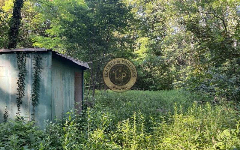 Na predaj záhrada priamo pri malom Dunaji v Tomášikove