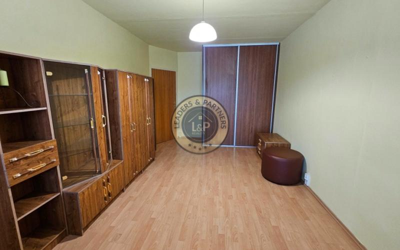 3 izbový byt Košice - Juh, Jánošíkova, čiast. rek., balkón