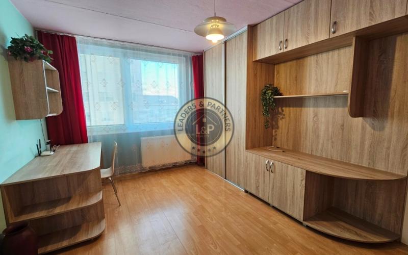 3 izbový byt Košice - Juh, Jánošíkova, čiast. rek., balkón