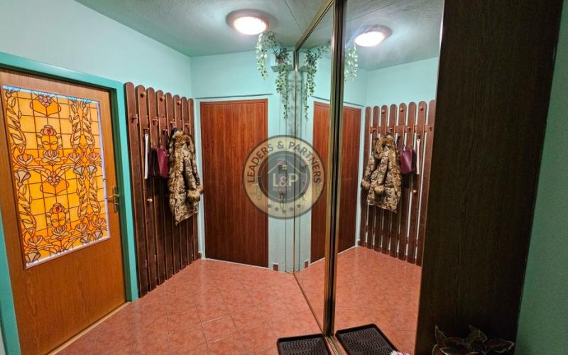 3 izbový byt Košice - Juh, Jánošíkova, čiast. rek., balkón