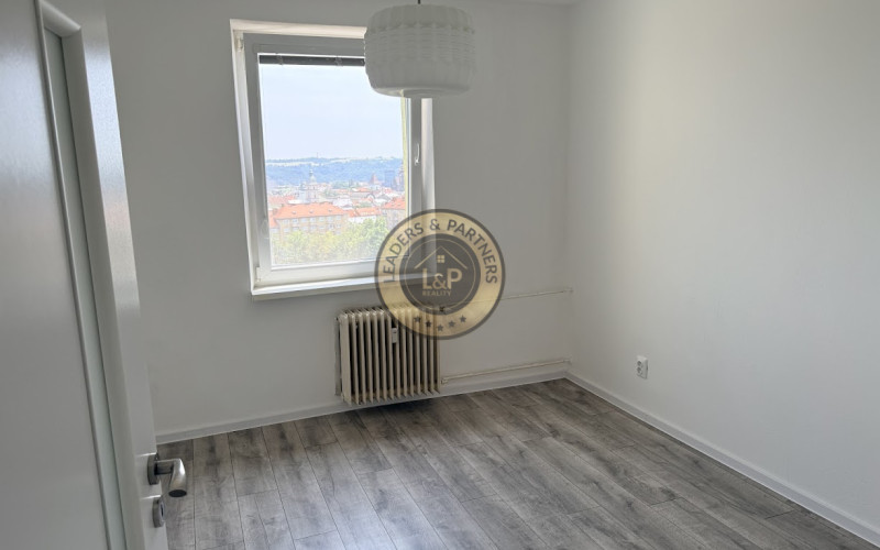 3 izbový byt Košice - Staré mesto, Magurská ul., čiast. rek., balkón