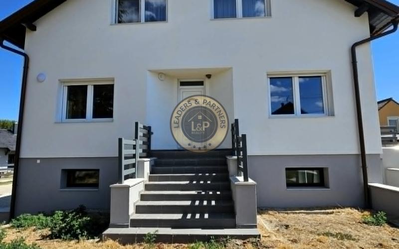 Na predaj 4-izbový byt so záhradou, garážou a terasou