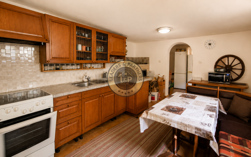 Rekreačná chata s pozemkom 669 m² – Jarabá, okres Brezno