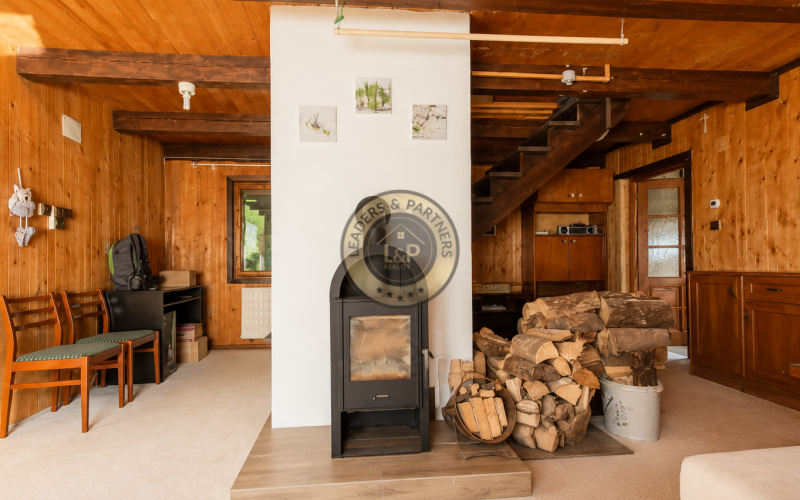 Rekreačná chata s pozemkom 669 m² – Jarabá, okres Brezno
