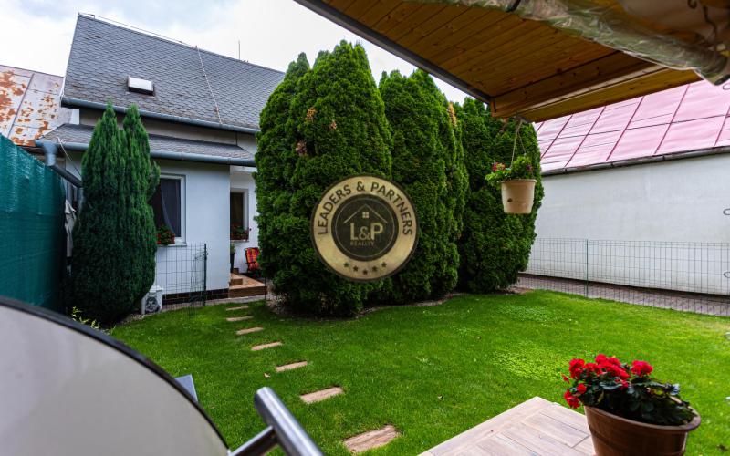 4-izbový RD s 2 garážami blízko centra Košíc