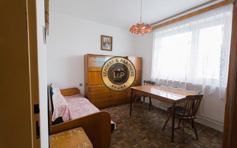 5 izbový dvojpodlažný RD, pozmeok 550 m², obec Valaliky