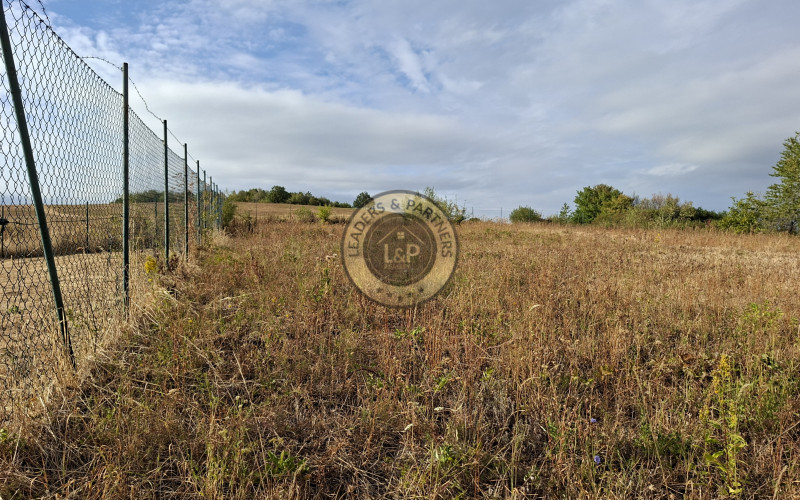 Investičný pozemok 2 699 m², Kavečany-Vitalina